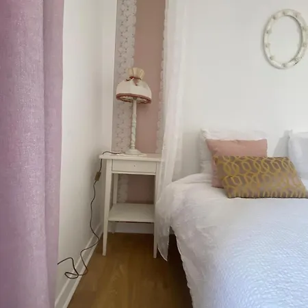 Agreable Maison Style Shabby Chic Semesterbostad Laon